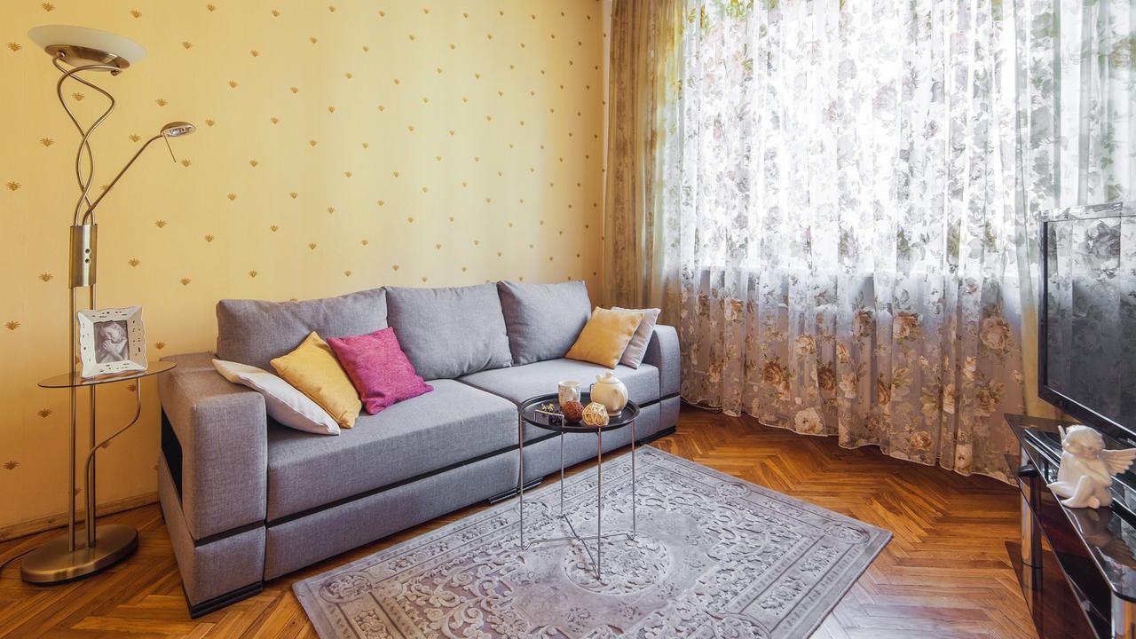 Apartment In The Historic Centre Internatsionalnaya Minsk Luaran gambar